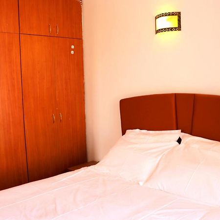 Silent Sky Homestay Near Jkia Airport & Sgr Nairobi Exterior photo